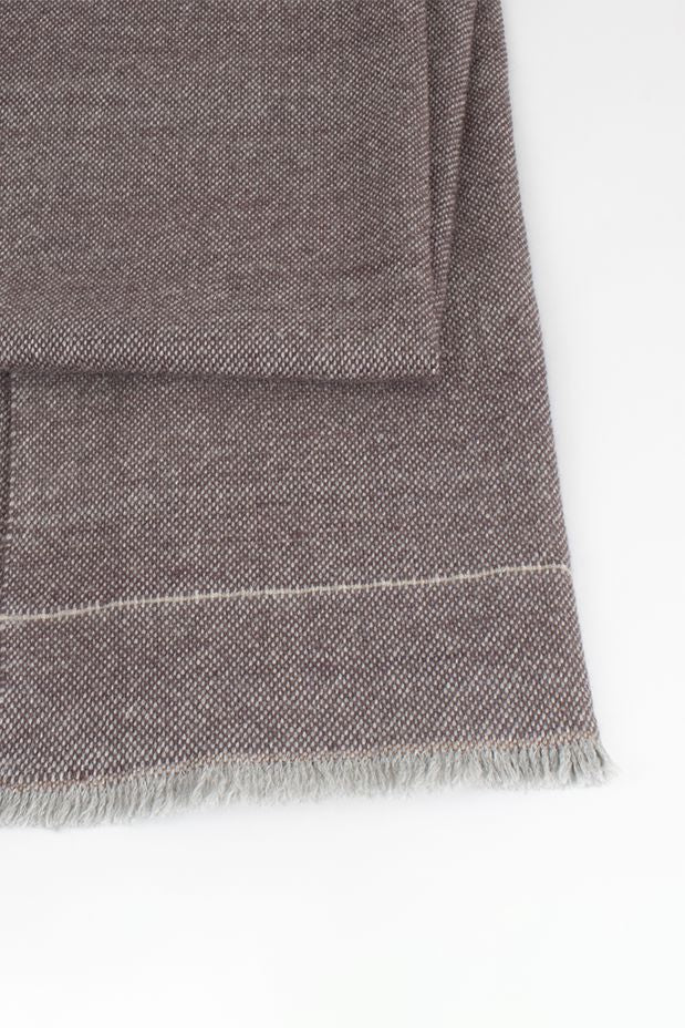 Chal de alpaca con tintes naturales hecho en España, de ÁBBATTE