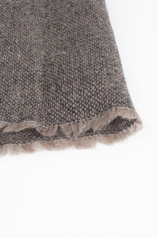 Chal de cashmere realizado a mano en España por ÁBBATTE