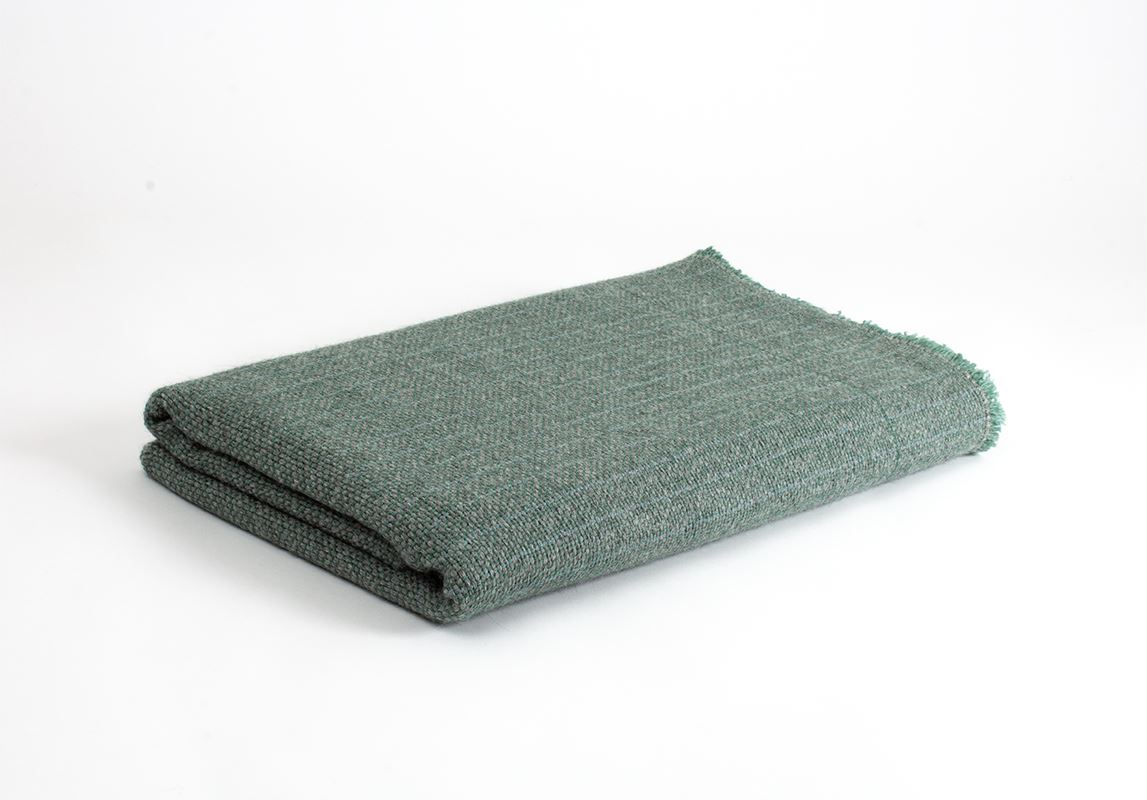 Manta de Alpaca Baby con Seda verde celadón