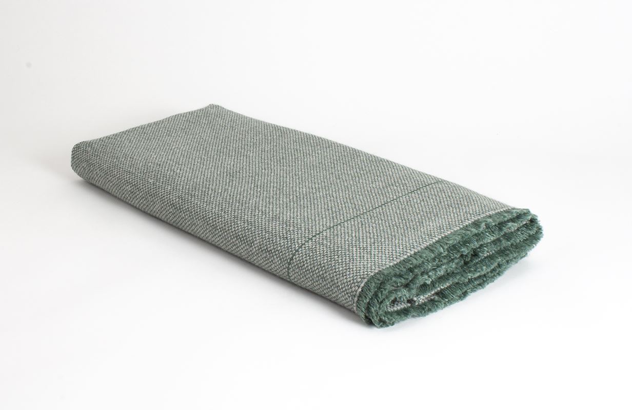 Manta de Alpaca Baby con Seda verde celadón y gris niebla
