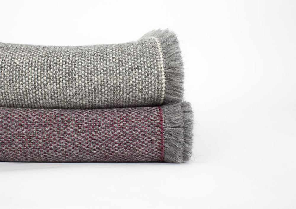 Manta de Alpaca en dos tramos de gris y cruda